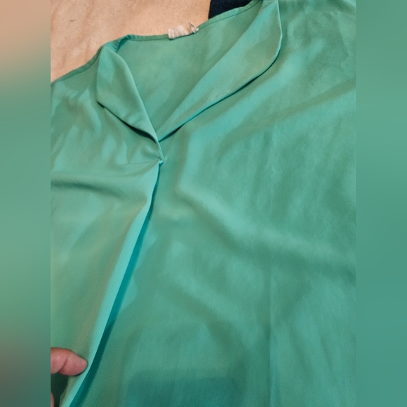 Shopin LA 2X Slinky Blouse in Mint/Seafoam Green - Picture 6 of 7